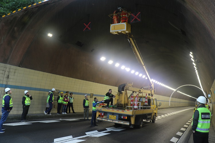 川高公司顺利完成交通运输部2021年国家公路网重点桥隧监测检查工作2.jpg