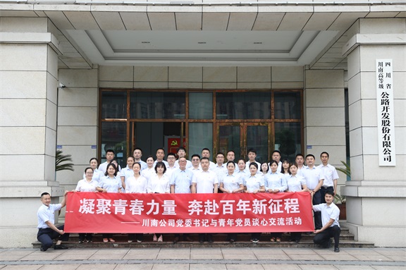 2-21061Q21FSM.jpg