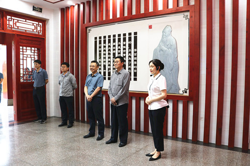 510川高公司党委委员、董事、副总经理王健深入川东公司开展“我为员工办实事”调研工作 (2)_副本_副本.jpg