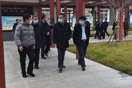 2.27,集团公司党委书记、董事长冯文生一行到广巴公司检查指导工作1.jpg