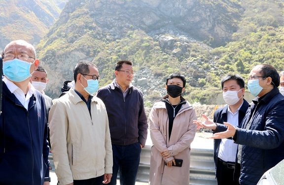 20200414都汶高速“一路四方”保通保畅保安全协调会在汶川县召开 (1)_副本.jpg