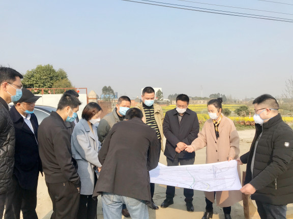 省交投集团党委委员、职工董事、工会主席彭洪，川高公司党委委员、工会主席吴朝金一行督导成南公司复工复产工作1.jpg