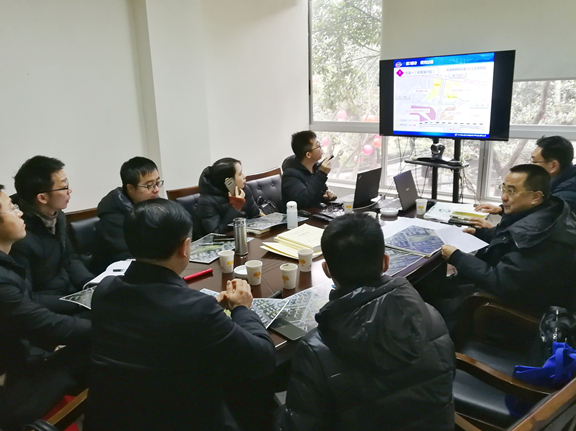（信息短波）20210120_川南公司参加g85银昆高速（自宜段）宜宾互通立交方案对接工作会1 (2)_副本.jpg