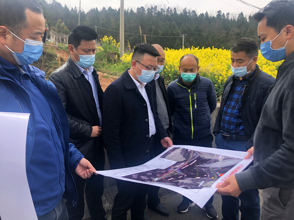 广南公司与昭化区政府就增设柏林沟、昭化出口开展进一步洽谈1.JPG