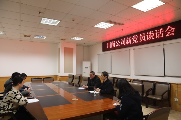 2-20121Q22053454.jpg