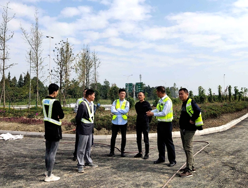 20191015川西公司加快推进取消高速公路省界收费站机电改造工程_副本.jpg