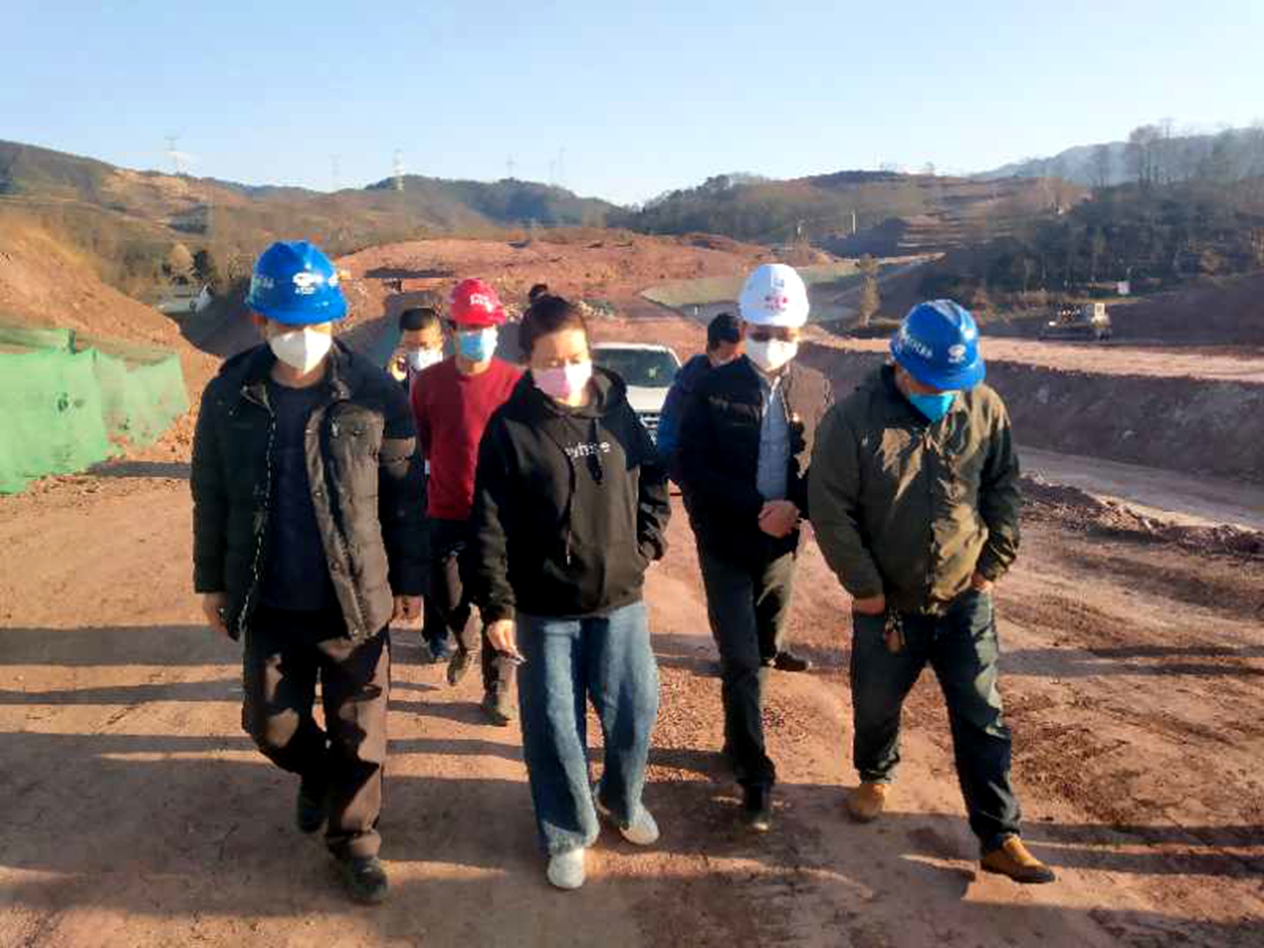 2020312凉山州交通运输局局长龚平赴昭觉互通检查指导工作_副本.jpg