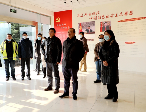 20201223川高公司监事会主席冯兵赴川西公司调研慰问_副本.jpg