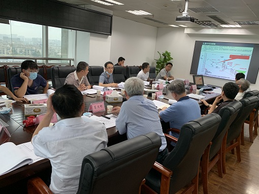 绵九公司召开中林山滑坡处治方案评审会（1）.jpg