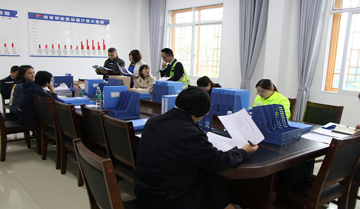 C:\Users\Administrator\Desktop\图片1.png