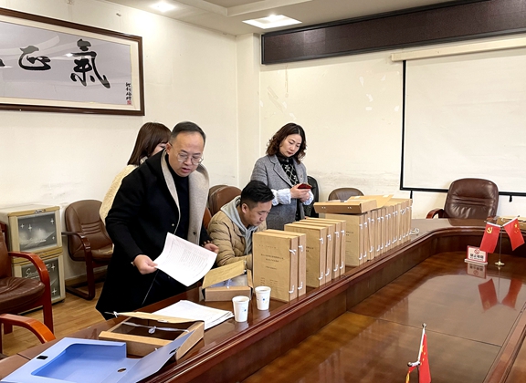20201125公司路安部到绕西处开展安全生产检查_副本.jpg