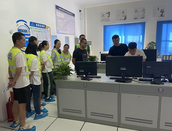 8.28南方公司圆满完成智慧高速培养班学员第二学期暑期实习考核工作2.JPG