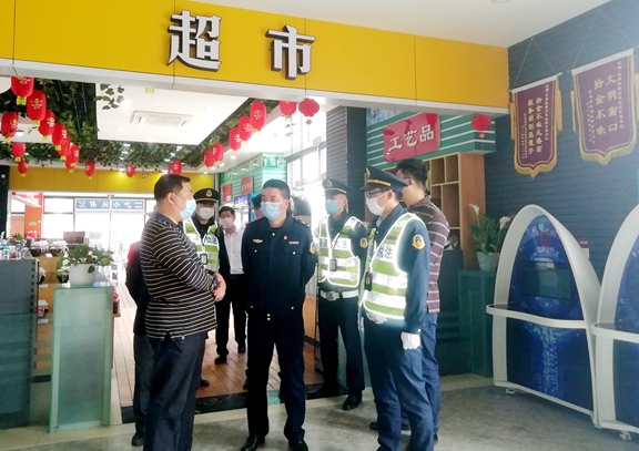 20200429厅高速公路交通执法第四支队到成都绕城高速开展节前安全检查_副本.jpg