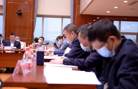 代表发言.jpg