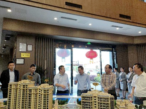 2019.04.09川高公司党委委员、工会主席吴朝金一行调研指导恩阳交旅融合示范项目及高路房公司“高庐·御品湾”项目2.jpg