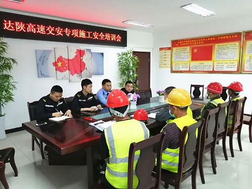 2B67CB5D4778C7C8830FFE2914EEEAA7_副本.jpg