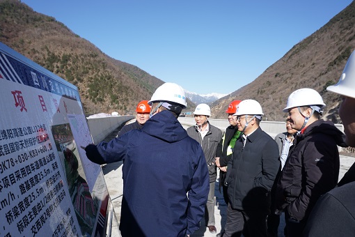 绵九公司党委副书记、总经理傅舰锋到平武调研指导工作.jpg