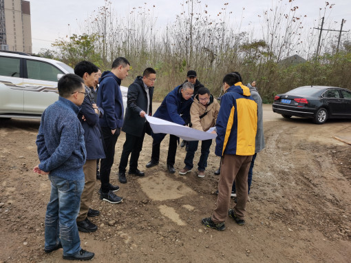 no325-成南公司顺利开展南充至成都高速公路扩容工程项目成都入城复线段施工图勘察设计外业验收现场踏勘工作（陈竹）.jpg