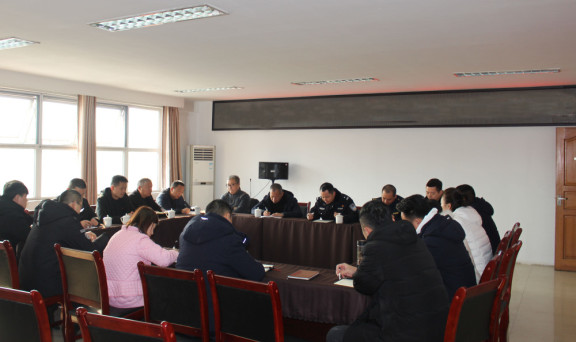 no27-成南公司联合高交执法部门召开春运春节一路四方工作协调会（王然）.jpg