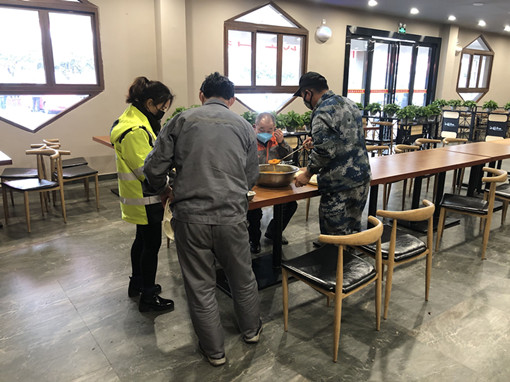 飞驰支援 点赞“逆行”英雄1_副本.jpg