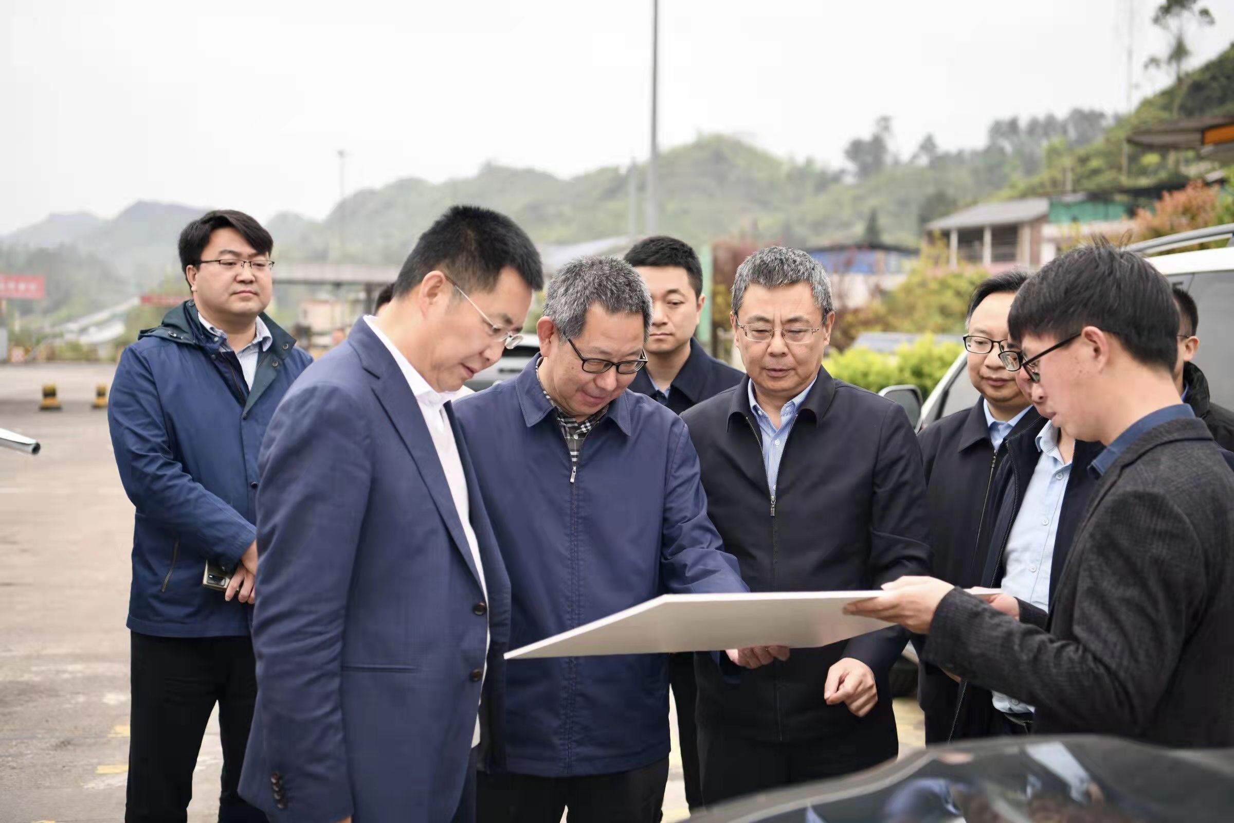 川高公司党委副书记、董事、总经理王孝国调研高竹互通项目建设推进情况.jpg