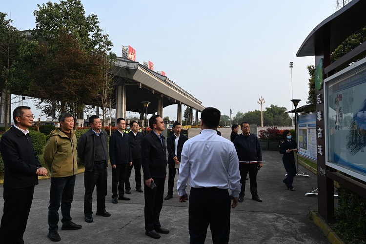 806c3c2ff2de5b9eedd29b66f3b4b37_副本.jpg