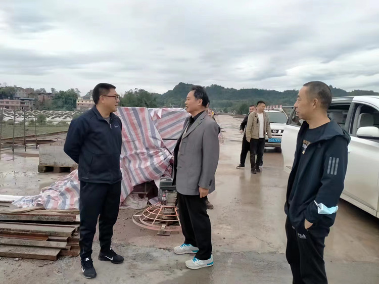 开梁高速迎接达州市交通局检查_副本.jpg