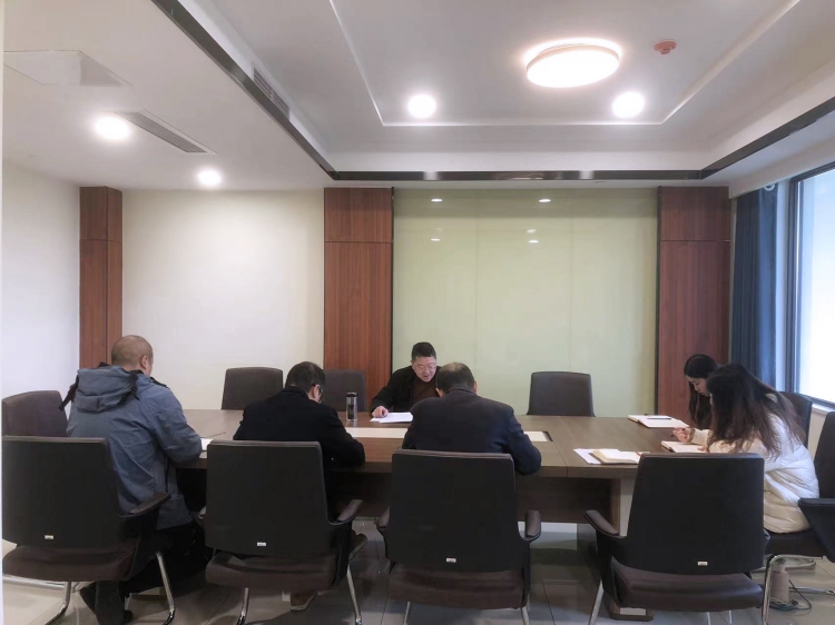 广南公司党委副书记、董事、总经理张忠林对关键岗位人员开展集体廉洁谈话.jpg