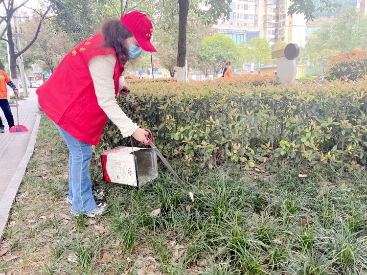 2023.03.21弘揚(yáng)志愿精神 共建文明城市-廣南公司廣元管理處第三團(tuán)支部開(kāi)展文明城市創(chuàng)建主題志愿活動(dòng)5.JPG