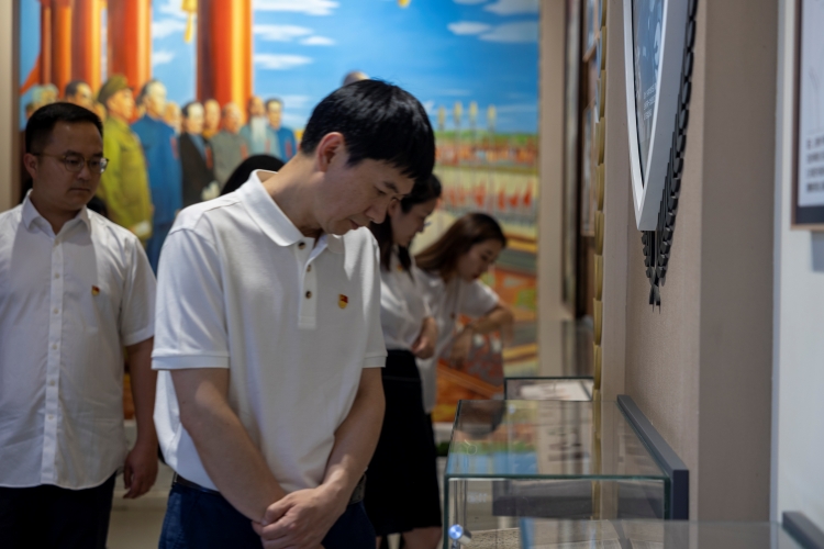 廣南公司黨委開展主題教育活動4.jpg