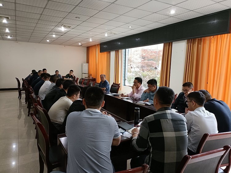 綿九公司黨委委員、紀(jì)委書(shū)記深入一線講授 廉潔黨課.jpg