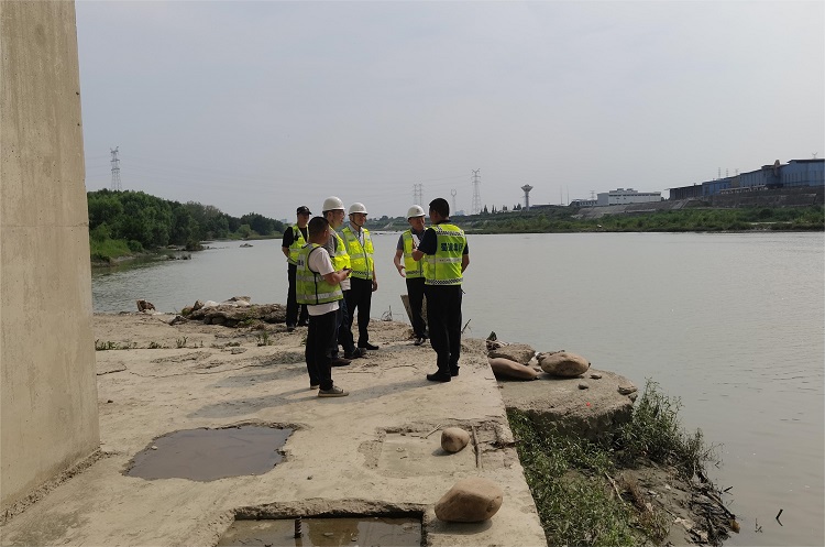 附件3：绵九公司桥梁防汛检查.jpg