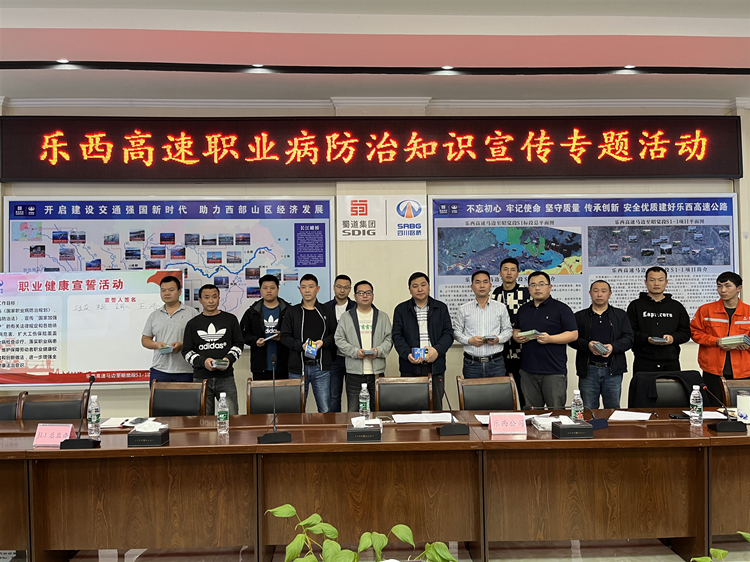 3a00516ce24797ecde3c67a83c66f01_副本.jpg