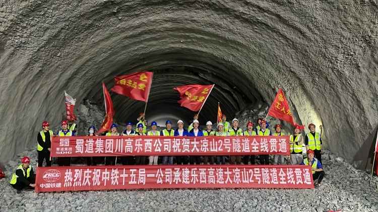 ff44eeb217273273dcdc925dd3c72dd_副本.jpg