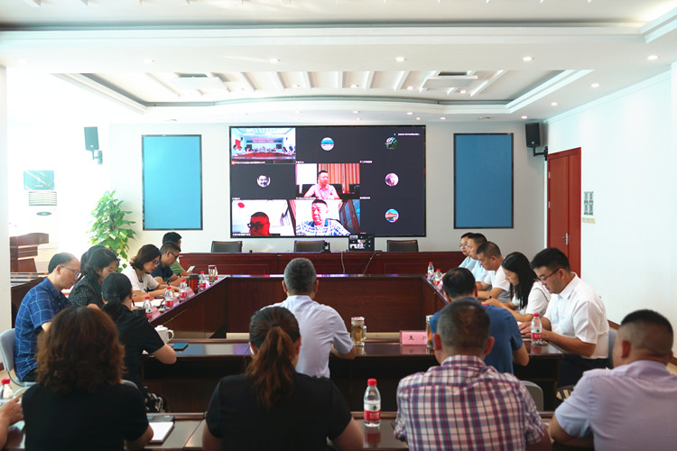 川东公司召开疫情防控工作部署会3_副本.jpg