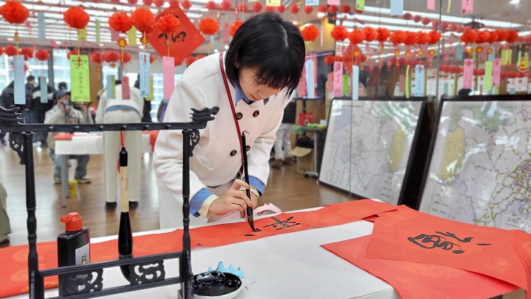 川高文旅公司开展“兔”飞猛进迎新春游园活动3222.jpg