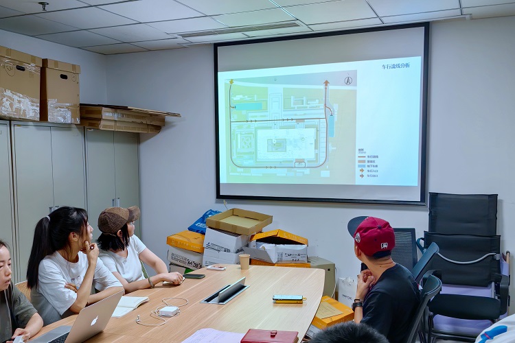 川高文旅公司召开川西应急指挥中心项目总平景观设计方案推进会1.jpg