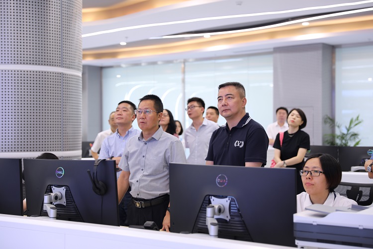 20220713_省交通执法总队（厅高管局）总队长、局长刘孝明一行到川南公司调研指导工作.jpg
