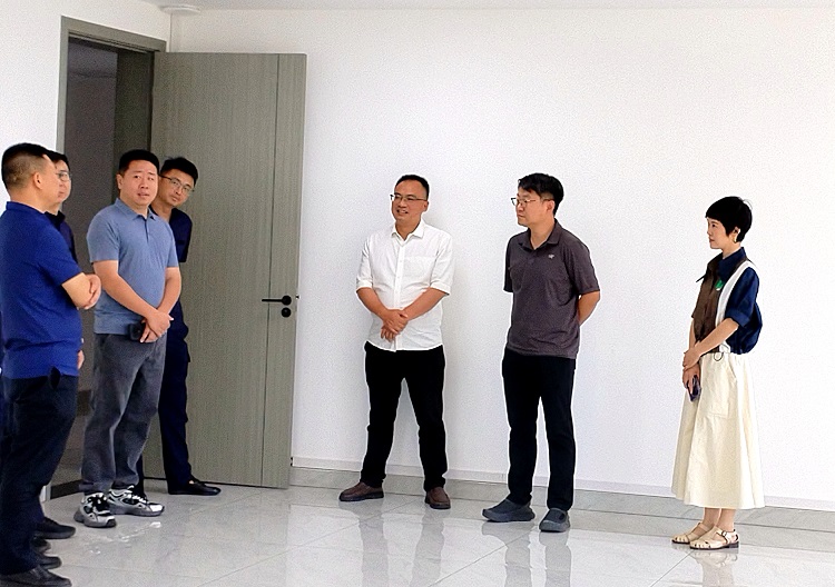 5.19川南公司党委副书记、董事、总经理罗煜到护国清障中心开展勤廉文化建设调研.jpg