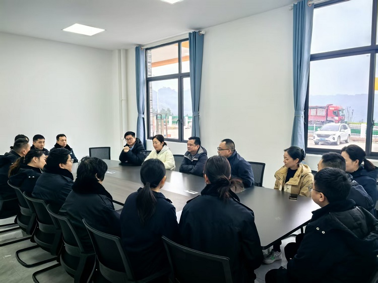 12.30【微信+网站】运维支援显格局 关怀慰问暖人心1.jpg