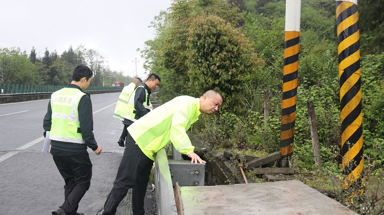 8542a250f859bef104e84c0c31e5771b - 副本.JPG