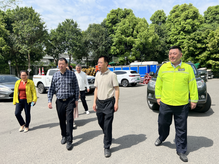 川西公司党委书记、董事长刘小刚到绕西管理处调研指导工作2.png