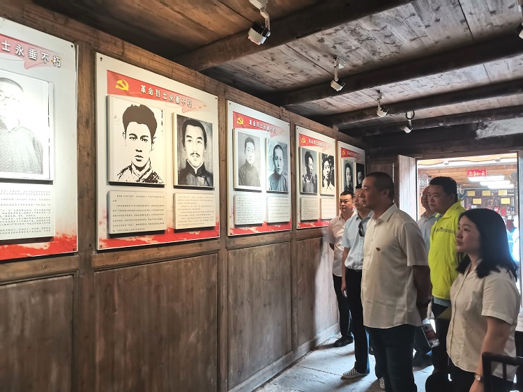 6.19南方公司叙永管理处党支部开展“学思想 强党性 践初心”迎七一主题党日活动3.jpg