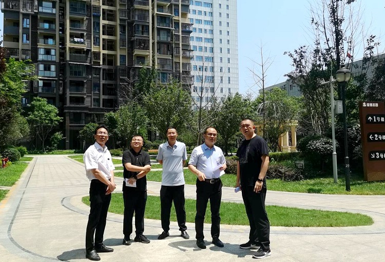 （信息）蜀道集团经管部副部长赵红超赴南方公司调研房地产项目 (1).jpg