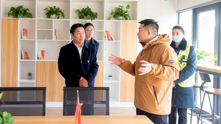 12.20南方公司叙永服务区“暖心之家”完成创建工作并投入试运营2.JPG