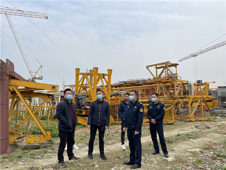 no93-成南公司严查高速公路控制区违法建筑 全力维护高速公路安全畅通（熊莹）.JPG