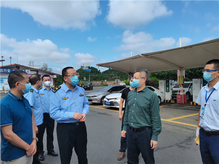 no448-厅高速公路交通执法第三支队副支队长何清华一行赴成南公司开展高速公路领域包保工作及服务二十大安全生产工作检查暨国庆节前安全检查（余长江）.jpg