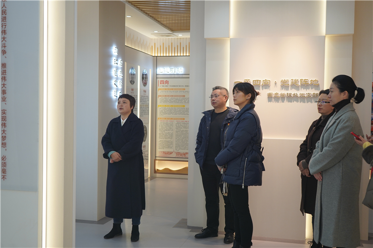 no43-成南公司黨委委員、紀委書記阿依熱布督導各管理處黨建和勤廉文化進站隊建設(shè)工作1（姚遠）.JPG